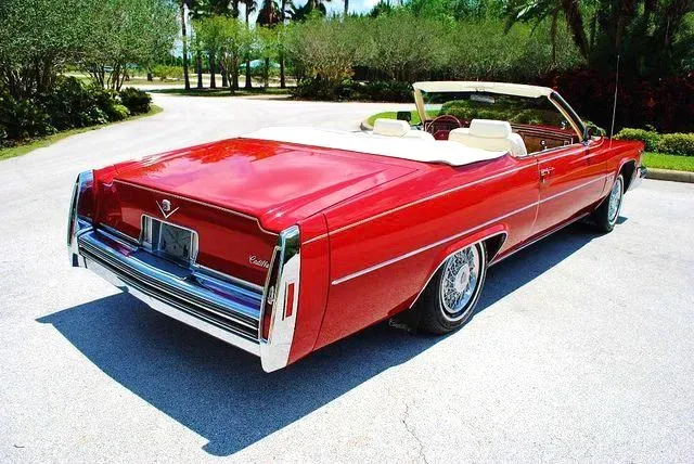 ¡Único! Cadillac DeVille Convertible 1979 de Hess & Eisenhardt a Subasta en Arizona: Un Clásico Imperdible