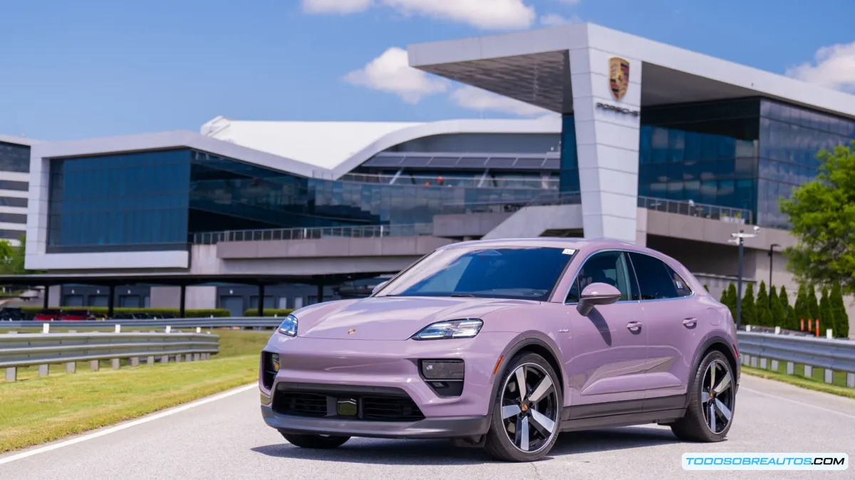 Nuevo Porsche Macan Electric Llega a los Porsche Experience Centers: ¡Prueba de Manejo en Pista!