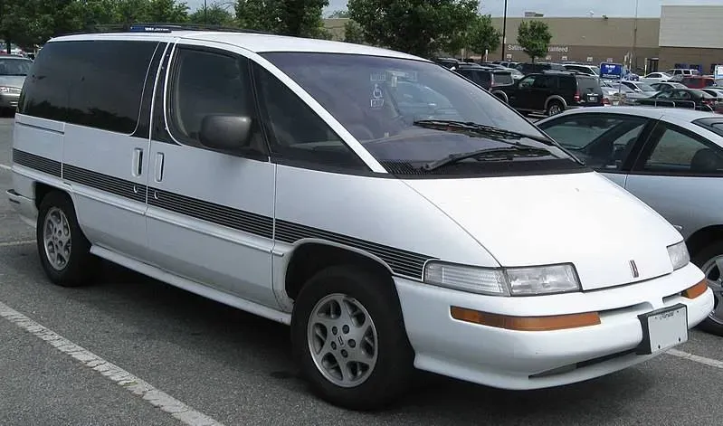 Oldsmobile Silhouette 1993: Análisis de la Minivan Clásica en Subasta - Bring a Trailer