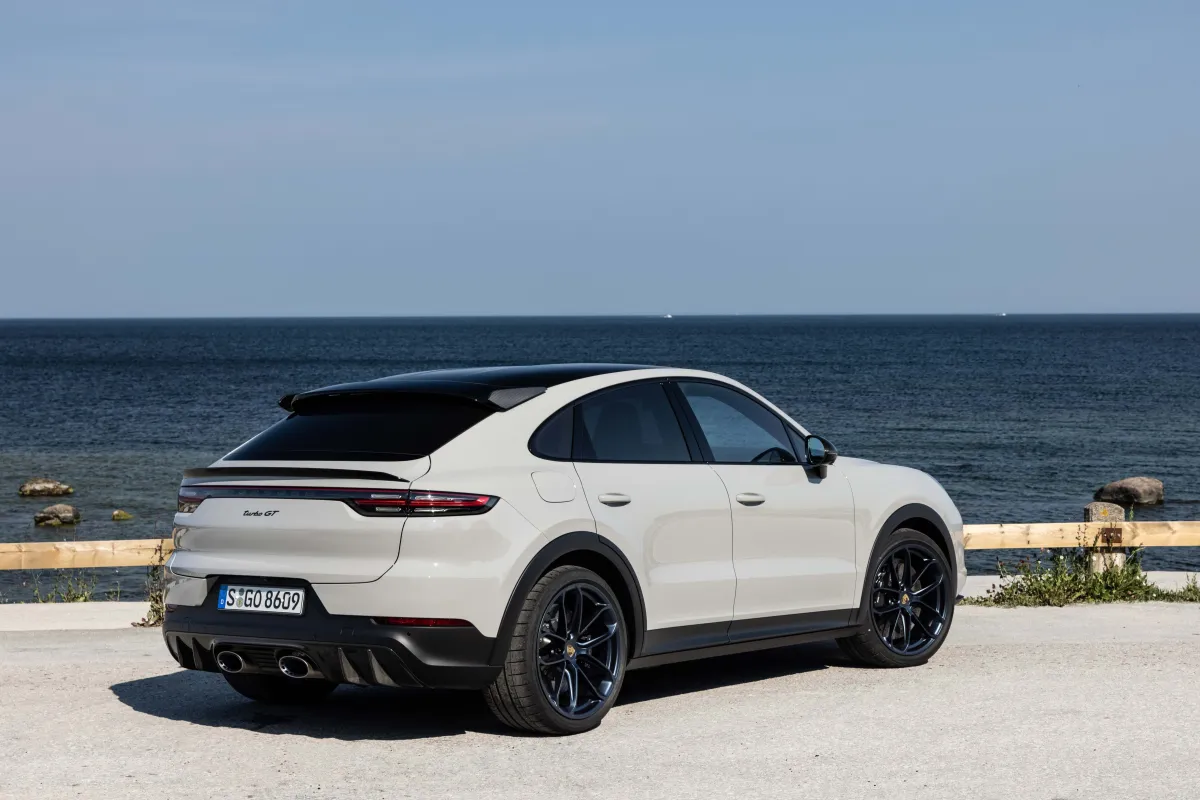 Porsche Cayenne 2022: Análisis Completo, Especificaciones y Precio - Guía de Compra