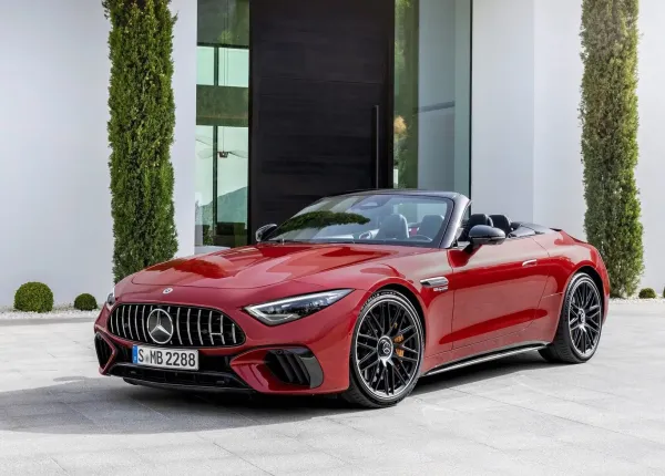 Mercedes-Benz AMG SL 63 Rojo