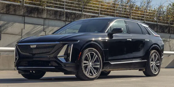 Cadillac Lyriq 2023 Negro