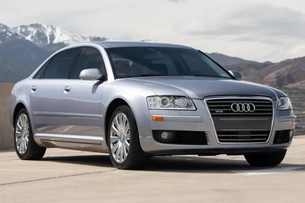 Audi A8L W12 2005 Plateado