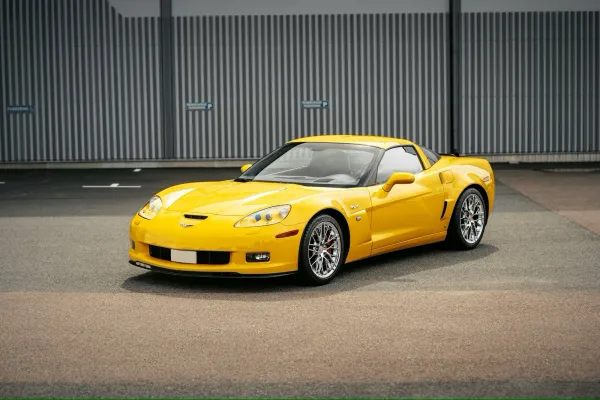 Chevrolet Corvette Z06 C6 Amarillo