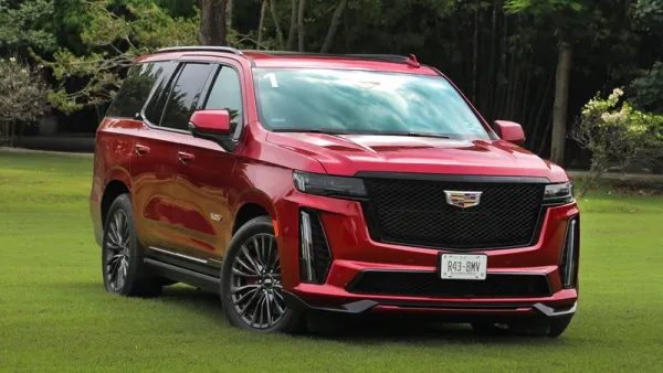 Cadillac Escalade V 2023 Rojo