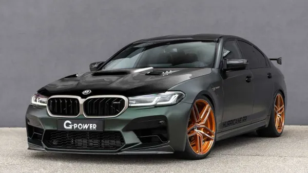 BMW M5 CS 2022 Verde