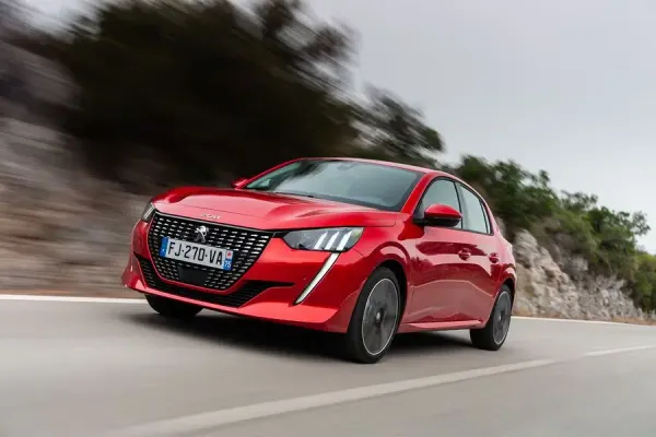 Peugeot 208 Rojo