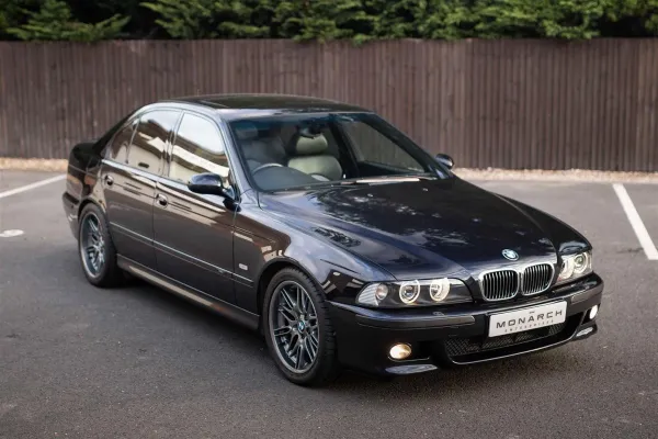 BMW M5 E39 Negro