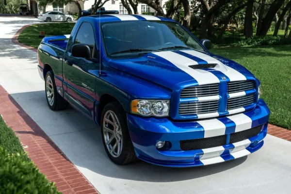 Dodge Ram SRT-10 2004 Azul