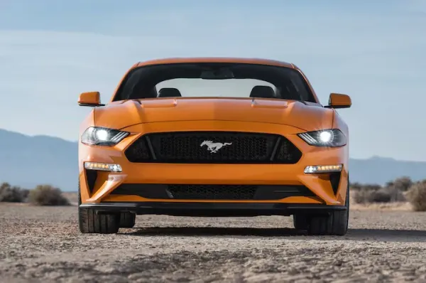 Ford Mustang GT 2018 Naranja