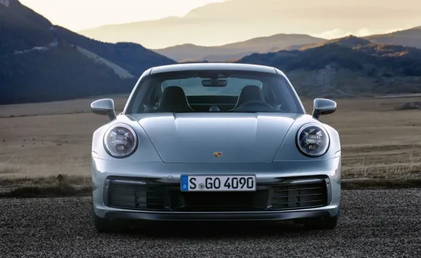 Porsche 911 Carrera S 2020 Plateado