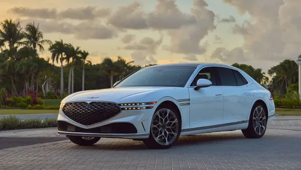 Genesis G90 2023 Blanco