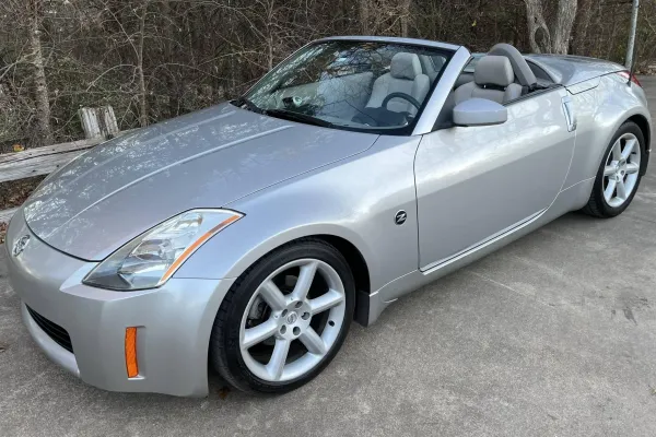 Nissan 350Z 2004 Plateaado