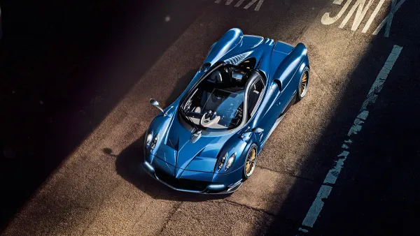 Pagani Huayra Roadster Azul