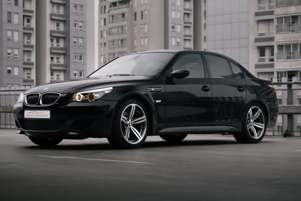 BMW M5 E60 Negro