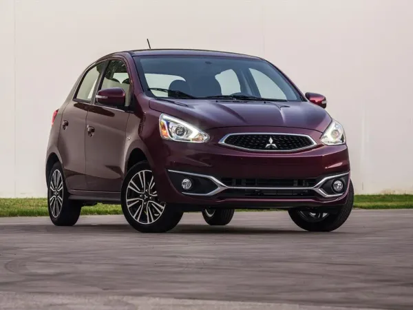 Mitsubishi Mirage 2017 Vinotinto