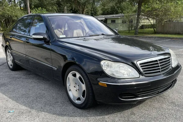 Mercedes-Benz S600 (W220) Negro