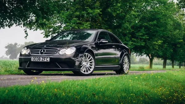 Mercedes-Benz CLK 63 AMG Black Series 2014 Negro