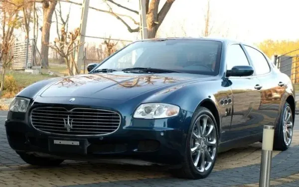 Maserati Quattroporte 2005 Azul