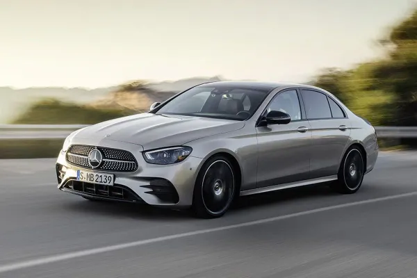 Mercedes-Benz Clase E 2021 Plateado