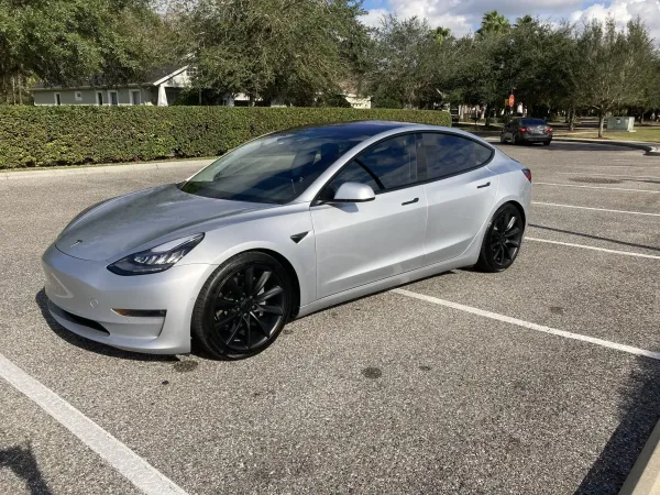 Tesla Model 3 2017 Plateado