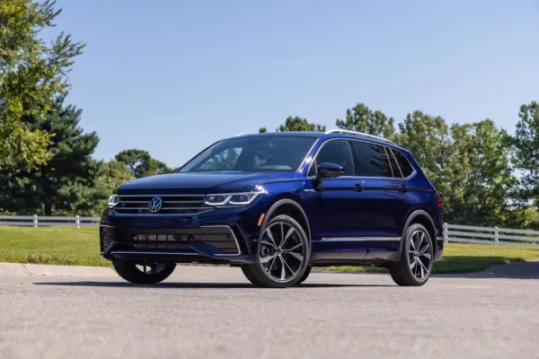 Volkswagen Tiguan 2023 Azul