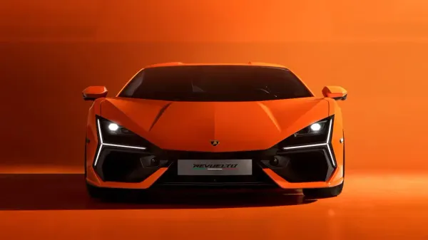 Lamborghini Revuelto Naranja