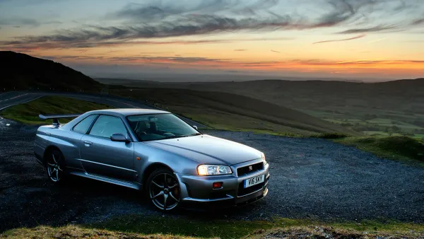 Nissan Skyline R34 GTR Plateado