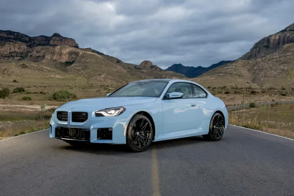 BMW M2 G87 Azul