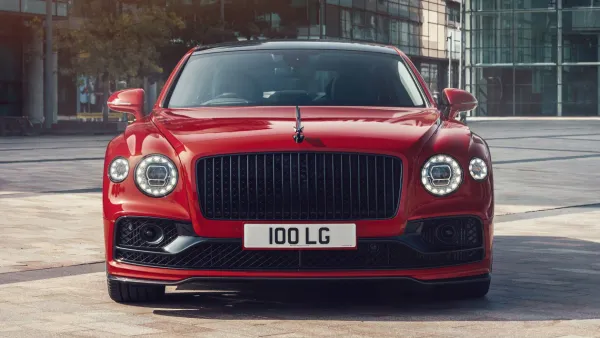 Bentley Flying Spur V8 Rojo