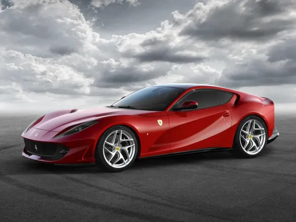 Ferrari 812 Superfast Rojo