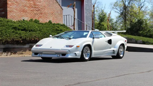 Lamborghini Countach 25th Anniversary Blanco