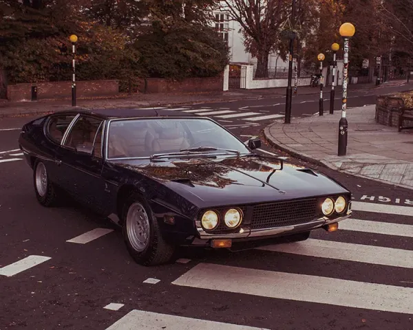 Lamborghini Espada Negro