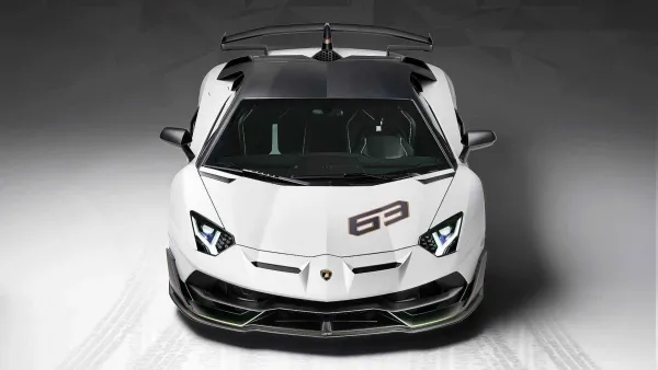 Lamborghini Aventador SVJ Blanco