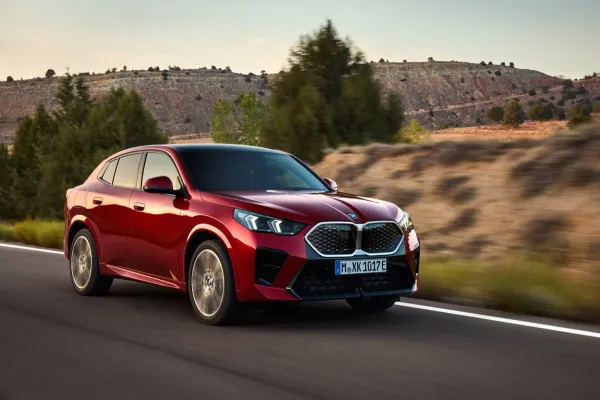 BMW X2 2023 Rojo