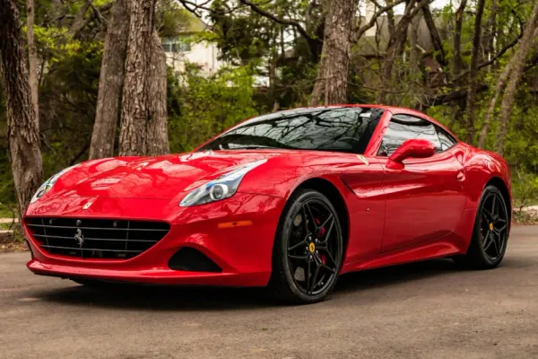 Ferrari California T Rojo