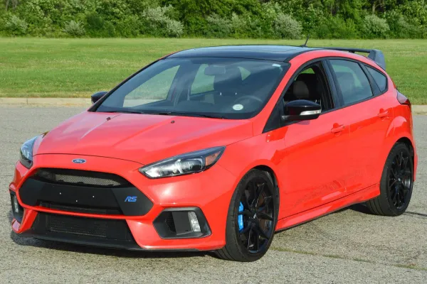 Ford Focus RS Rojo