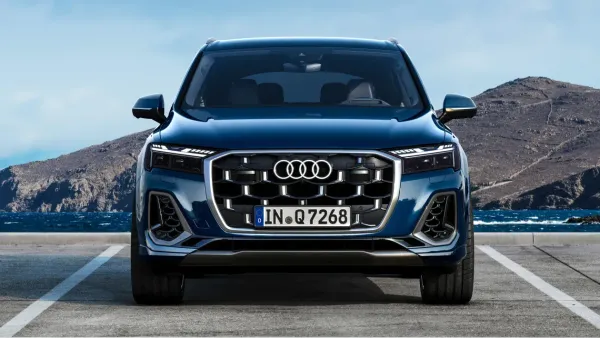 Audi Q7 2024 Azul