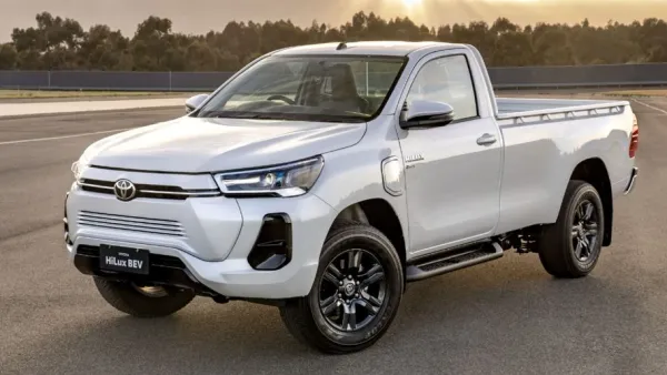 Toyota Hilux Blanca