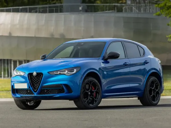 Alfa Romeo Stelvio Quadrifoglio Azul