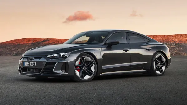 Audi e-tron GT Gris