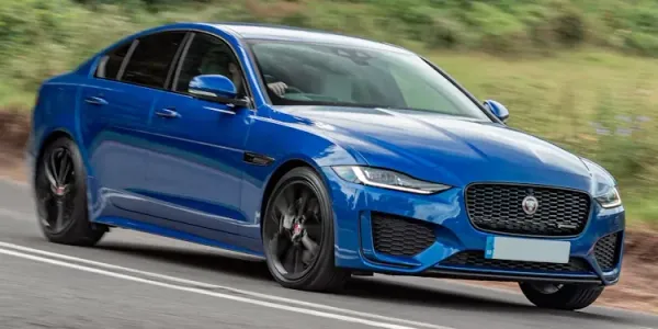 Jaguar XE Azul