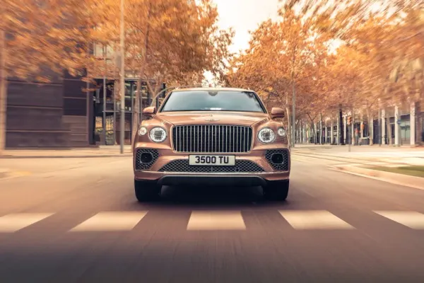 Bentley Bentayga 2023 Beige