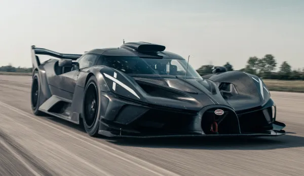 El Bugatti Bolide Negro