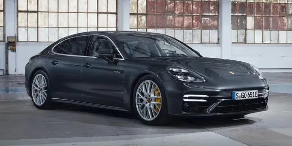 Porsche Panamera 911 Gris