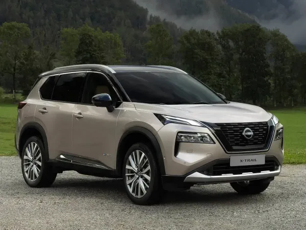 Nissan X-Trail 2023 Plateado