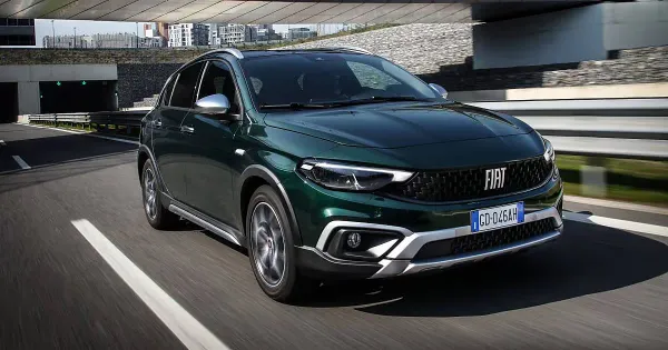 Fiat Tipo Cross Hybrid