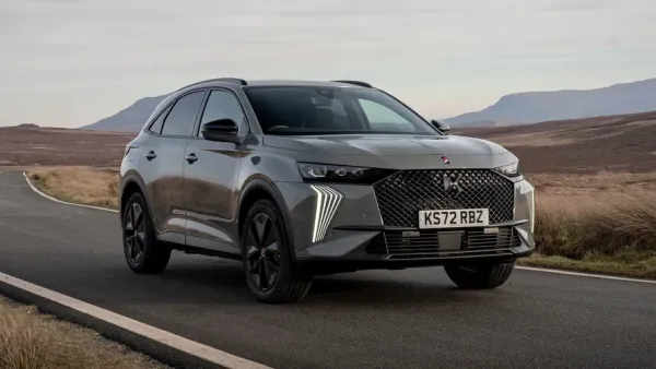 DS 7 Crossback 2023 Gris