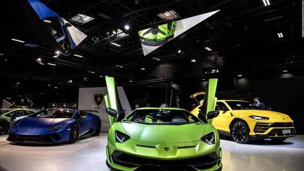 Lamborghinis de Lujo en Exposición de Autos 