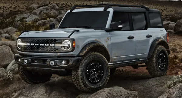 Ford Bronco 2023